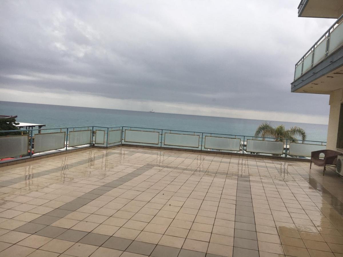 Hotel Miramare Savona Kültér fotó
