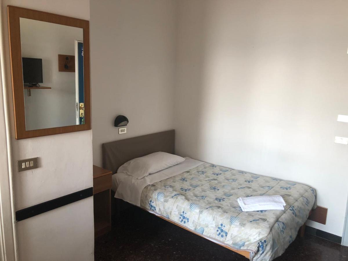 Hotel Miramare Savona Kültér fotó